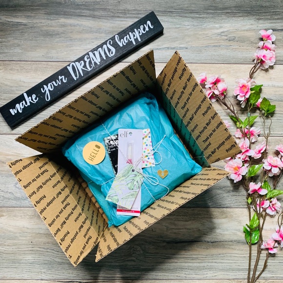 Shop my closet with confidence✊🏼💕 - Picture 4 of 4